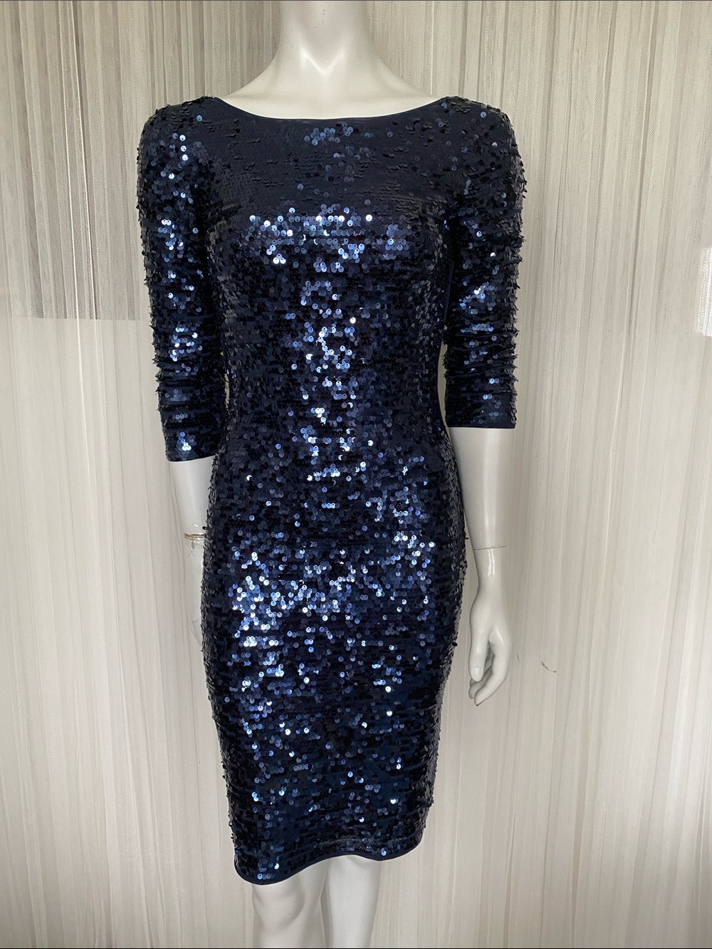 Laundry by Shelli Segal Sequin Sheath Stretch dress - Classic Evening Style